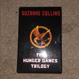 Hunger Games Hard Cover Trilogy Set
